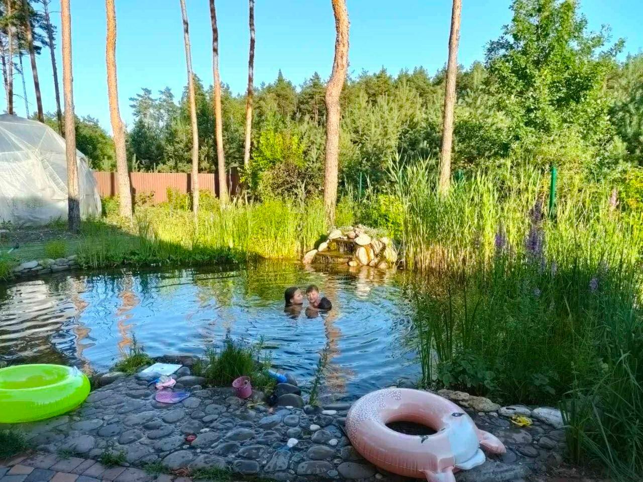 1837615352252925
