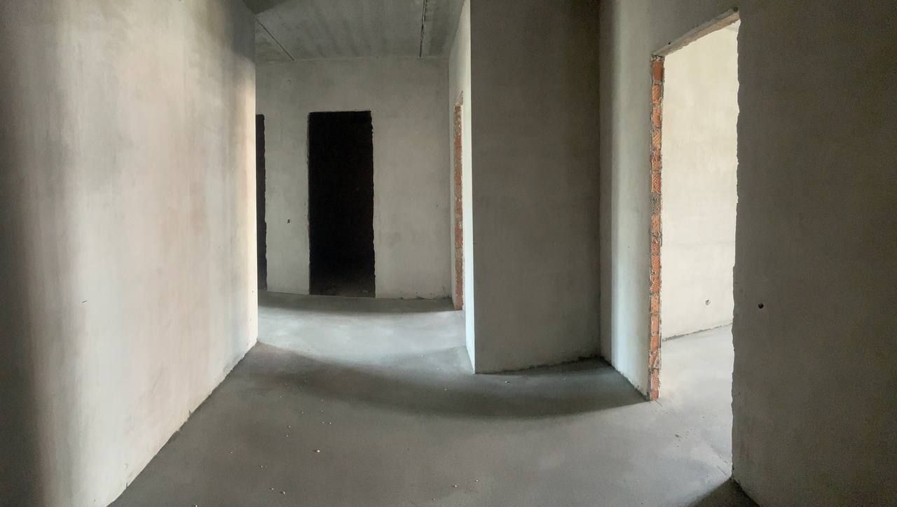1839621205590925