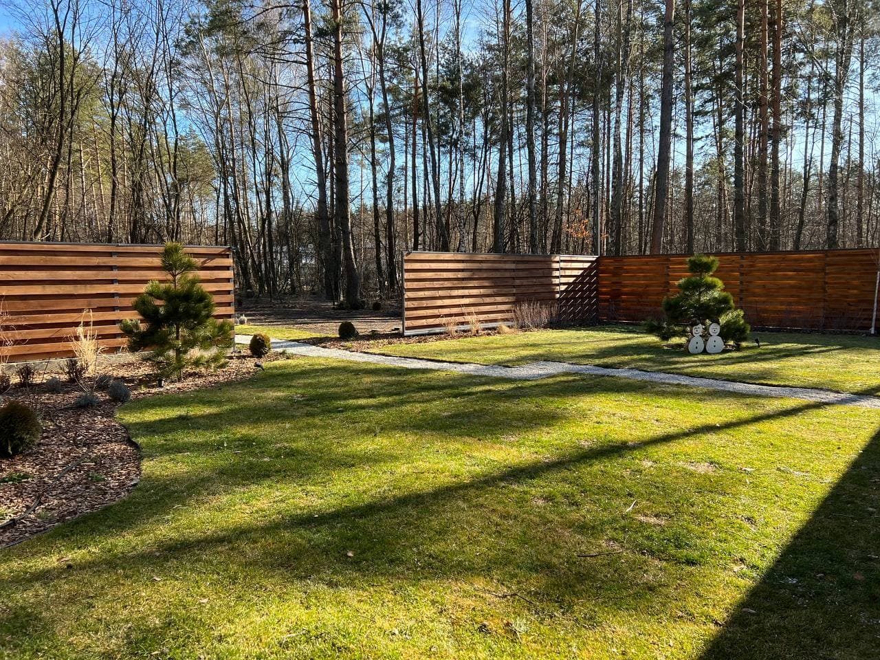 1764972395537926
