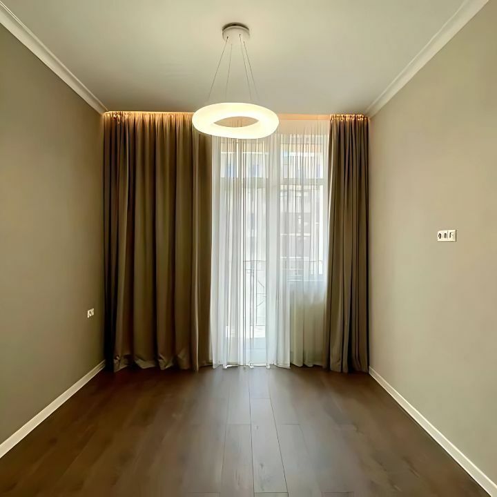 1834633506057926