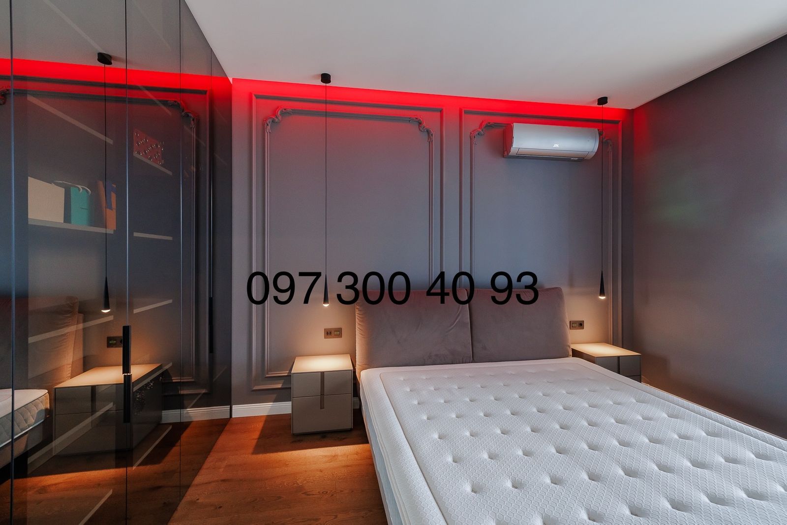 1835441408329926