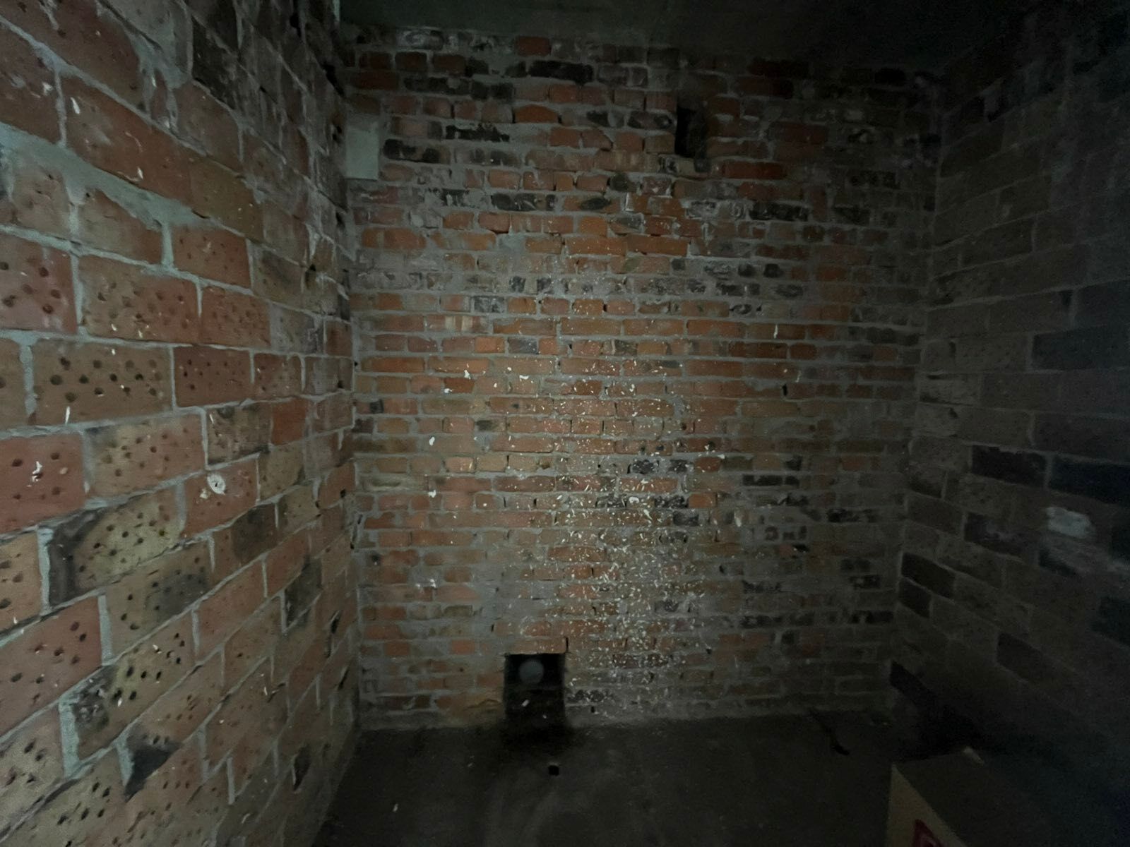 1835665202094927