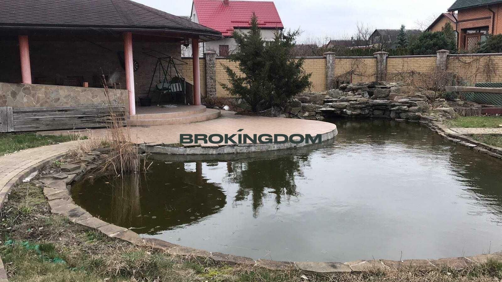 1833826734617928