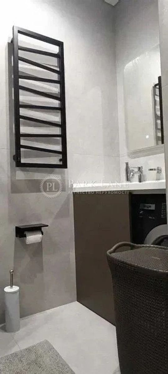 1836637117029928