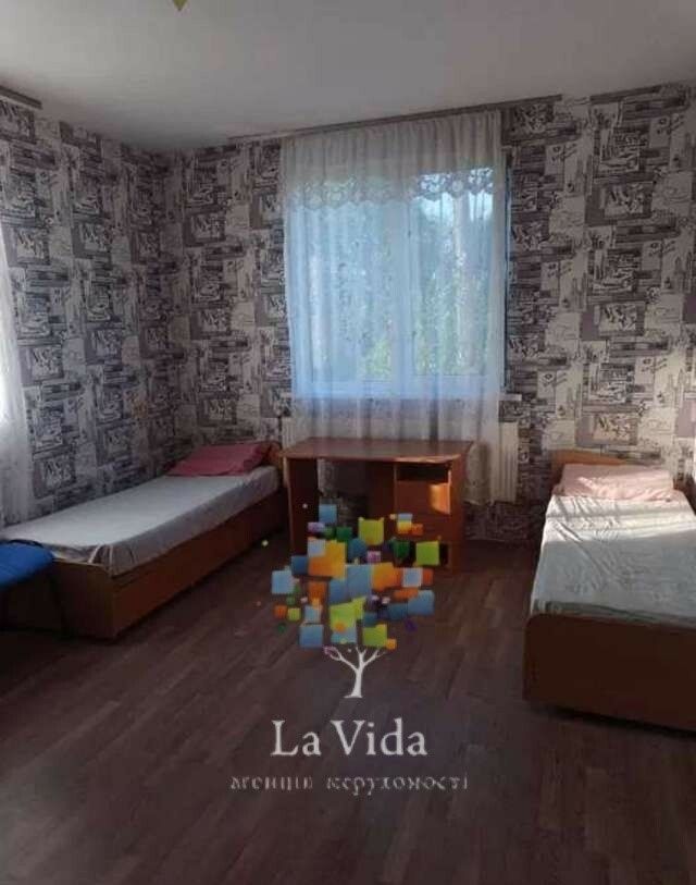 1835802274569929