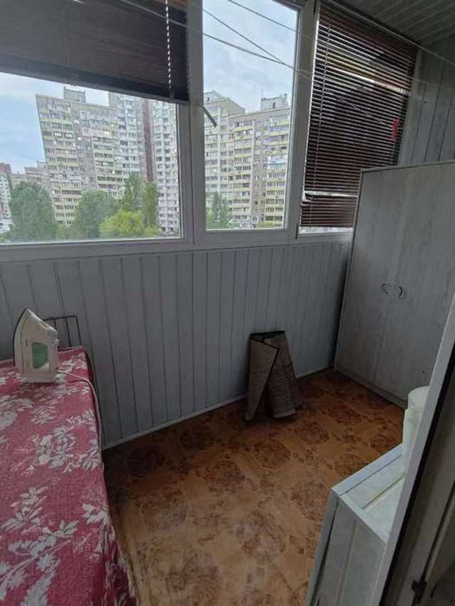 1831565789552093