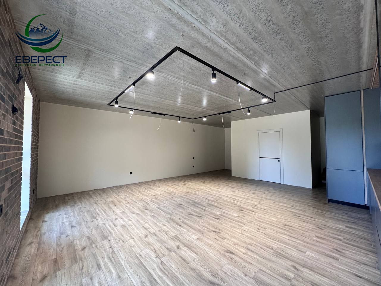 1830904545146930