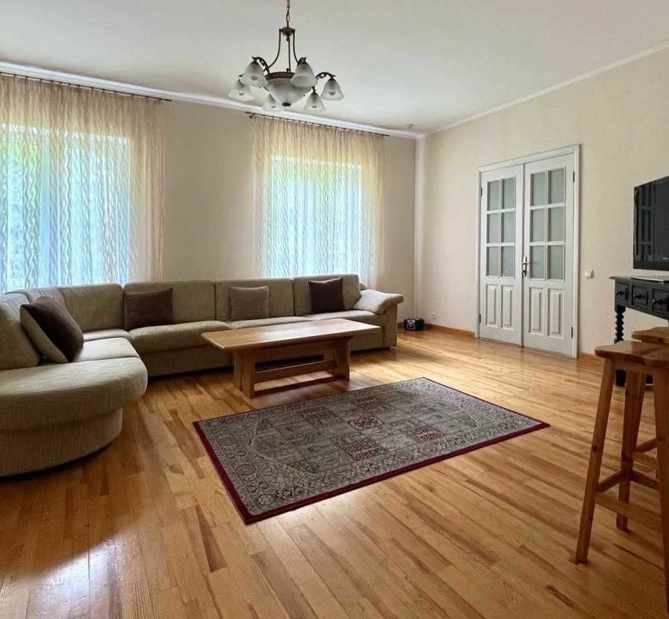 1834882962363930