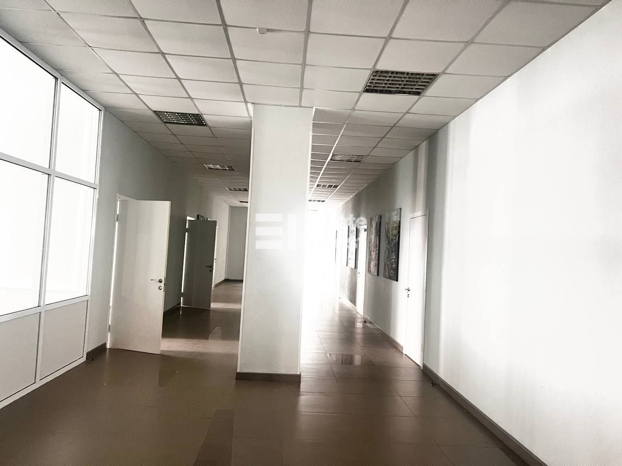 1839528069760930