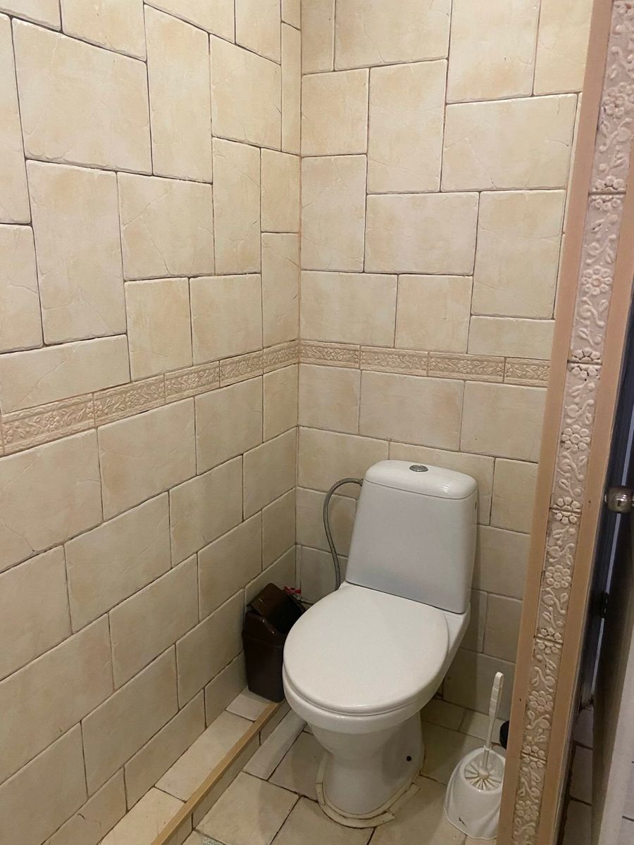 1831479761505931