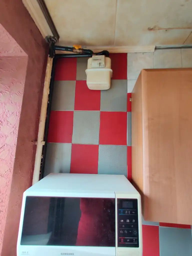 1837977332585931