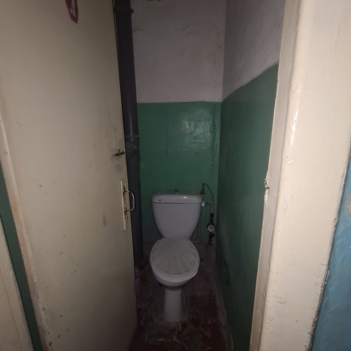 1834841580874932