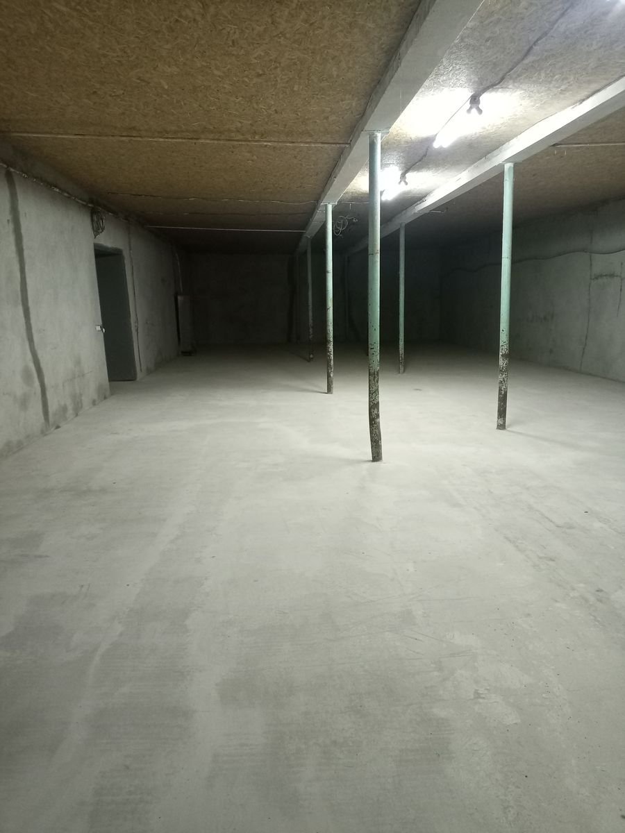 1835372666036932