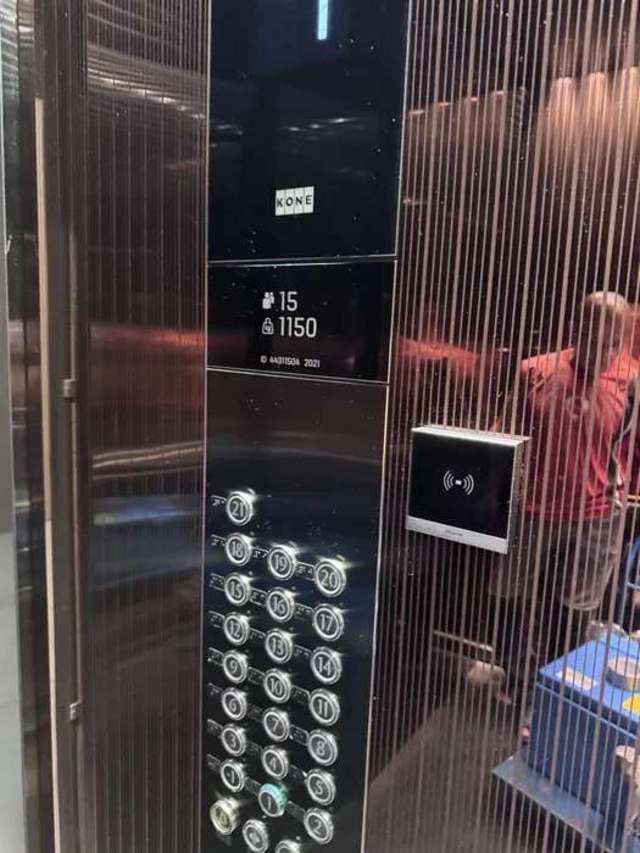 1838608395384932