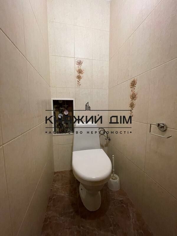 1838259960594933