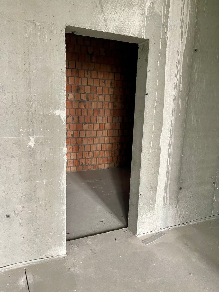 1839616615684933
