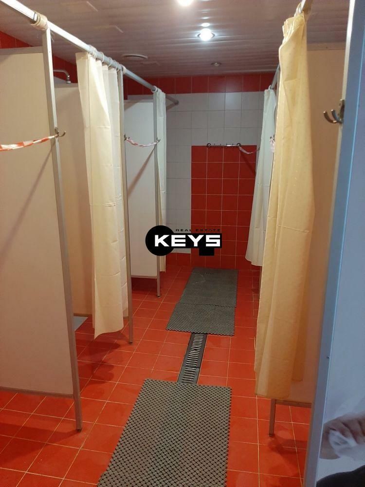 1835427106088934