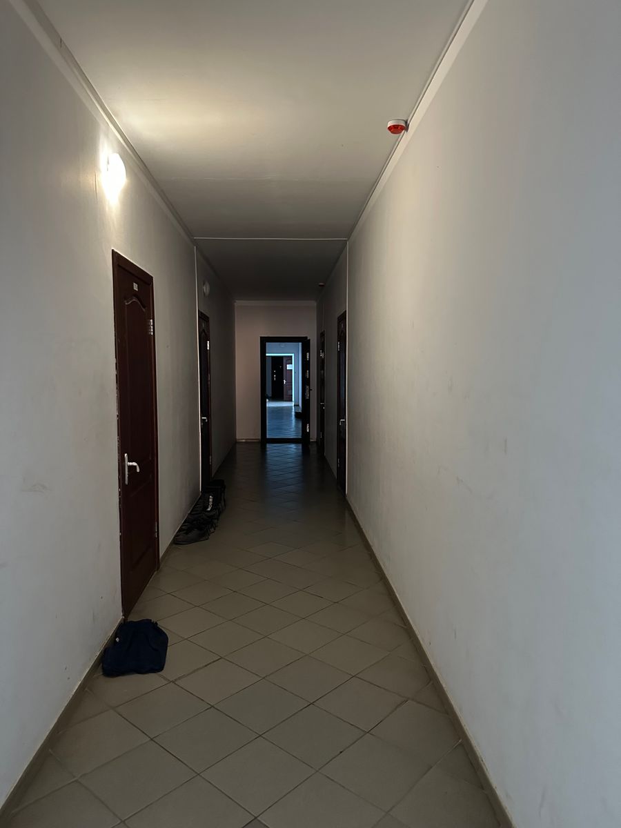 1835808609607934