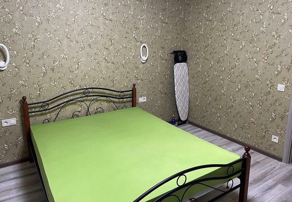 1829723715342935
