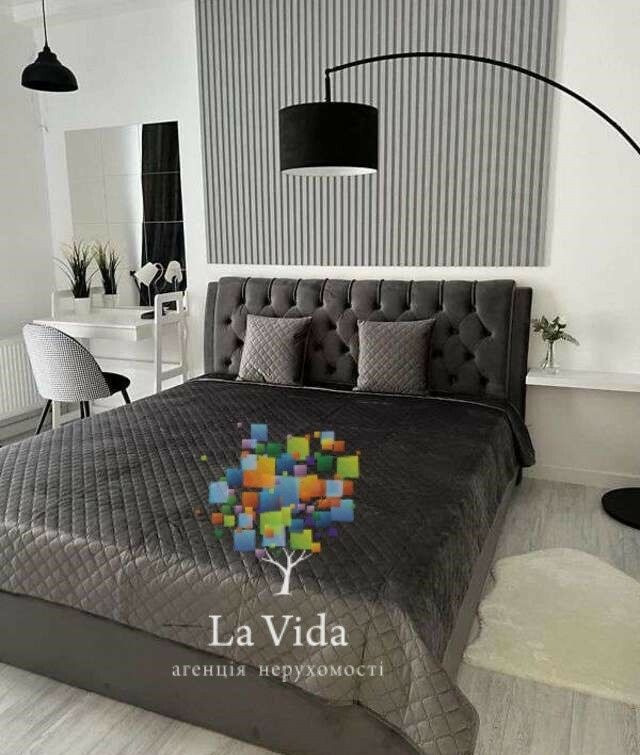1833917904840936