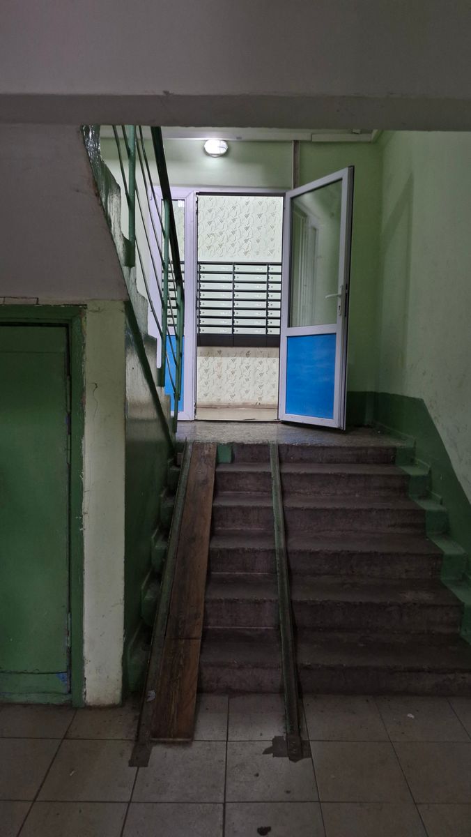 1837803505769936