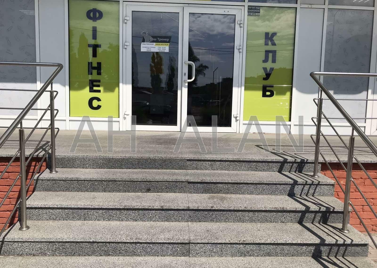 1835813569215937
