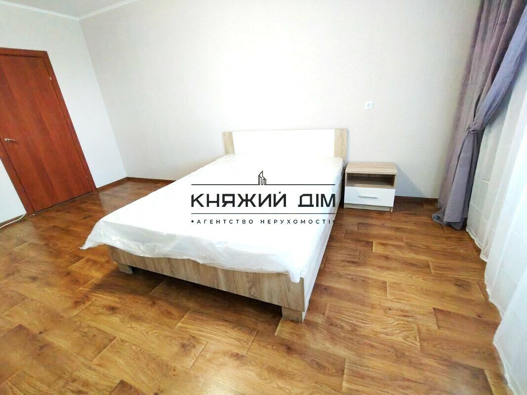 1837697371528941