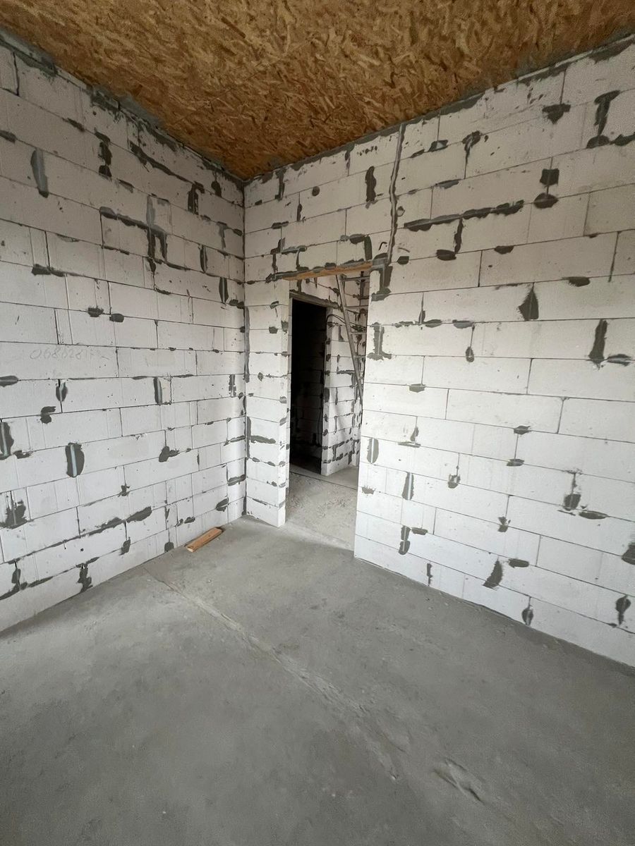 1838607360026941