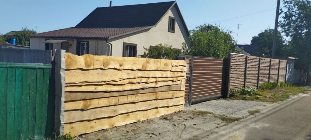 1841595803715943