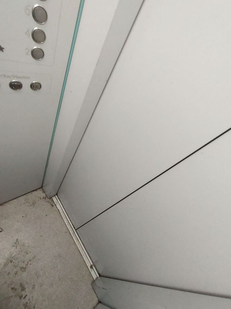 1826686356730946