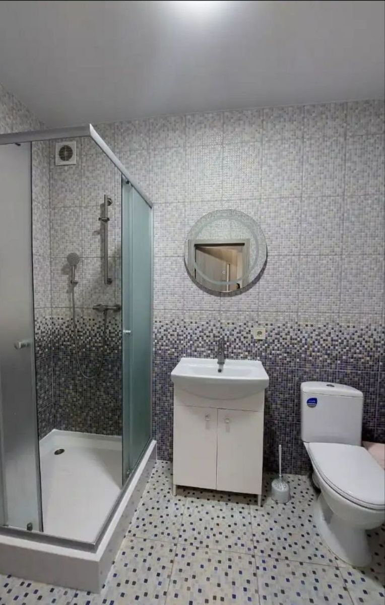 1831563556891946