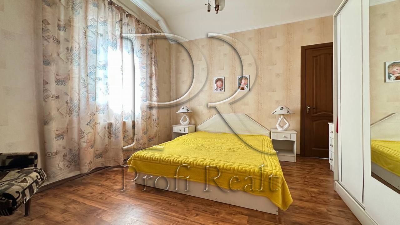 1841687635935947