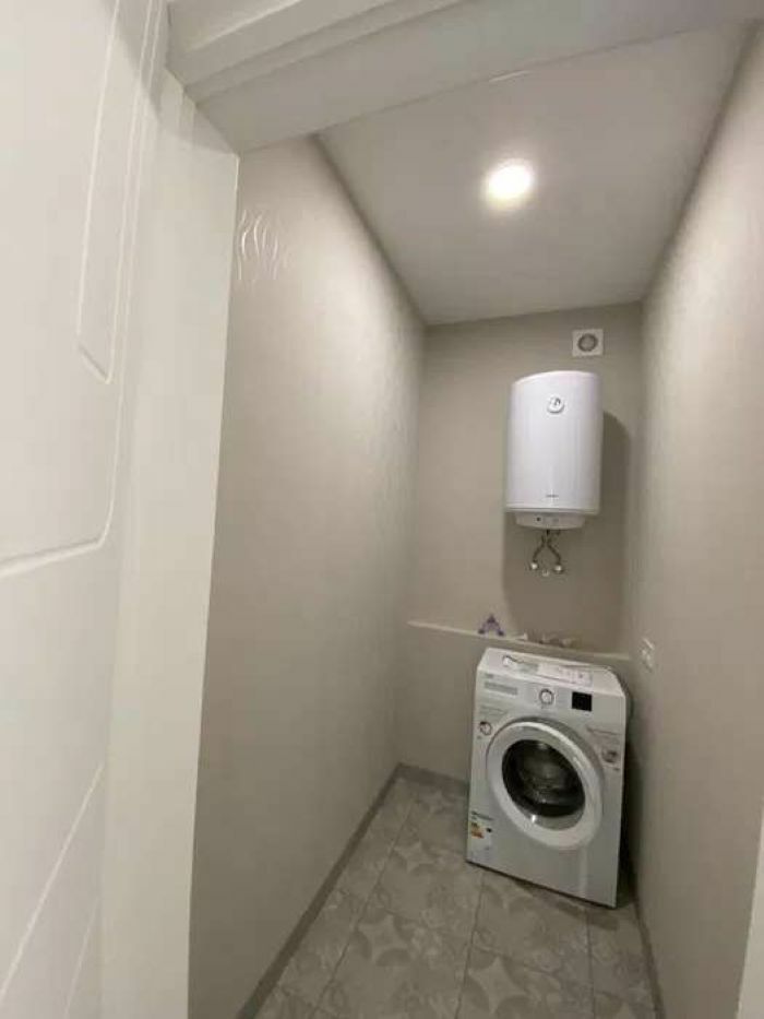 1834003670145948