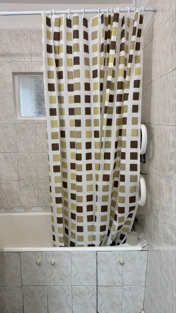 1837519827619948
