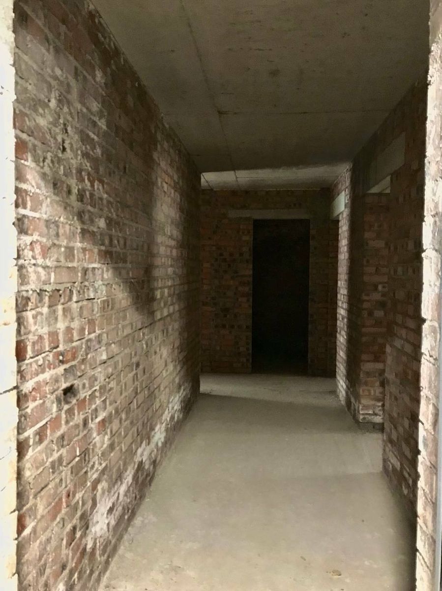 1833826709498949