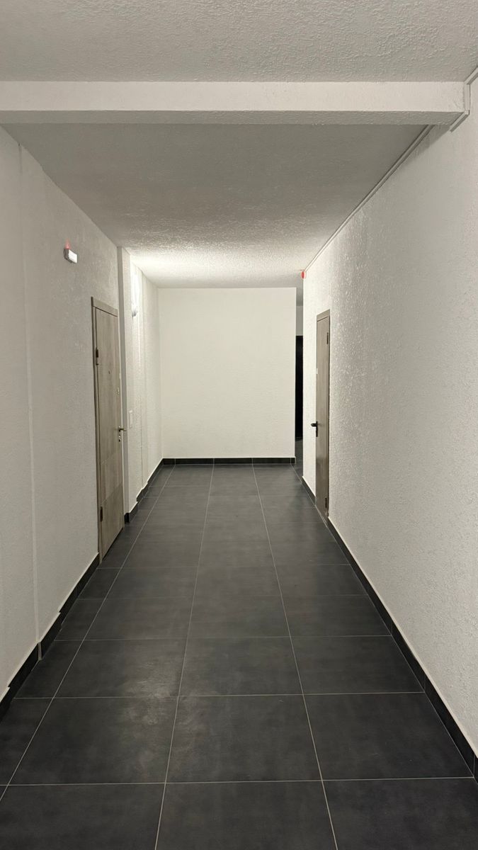 1832922570336095