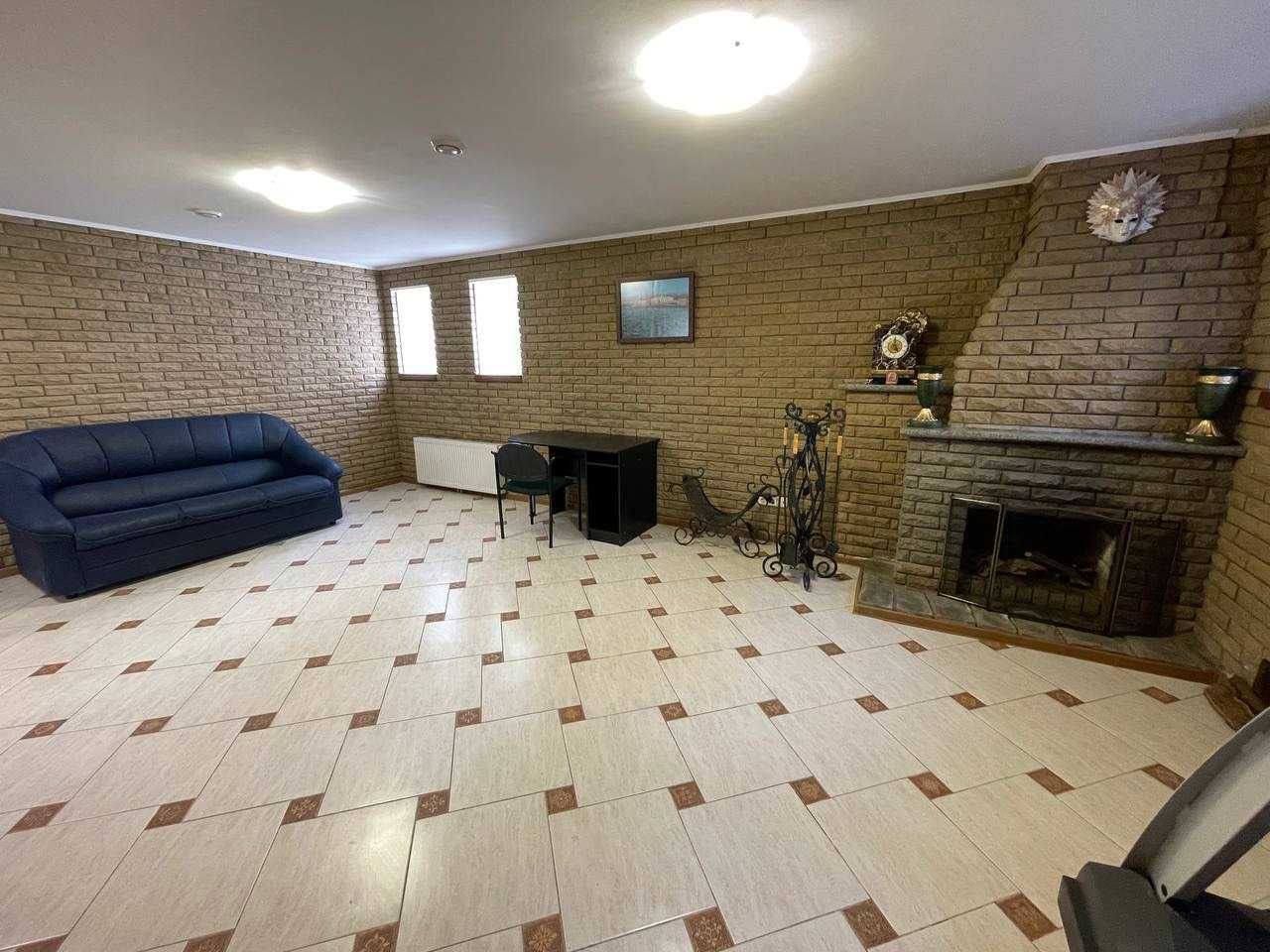 1840978581343952