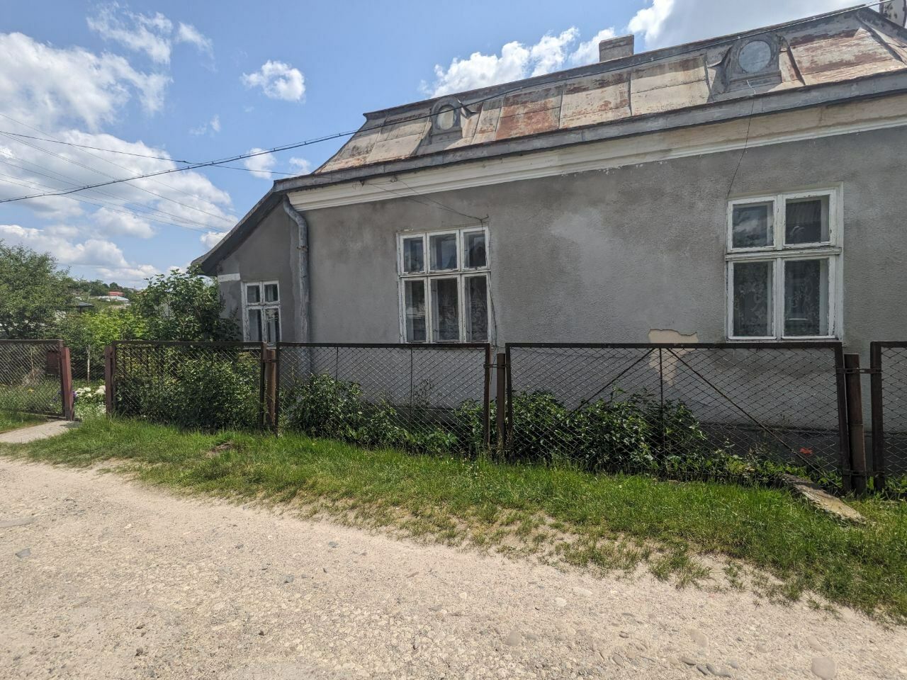 1835167092497953