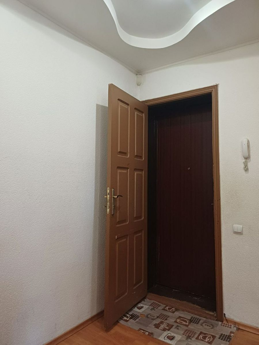 1837460115805954