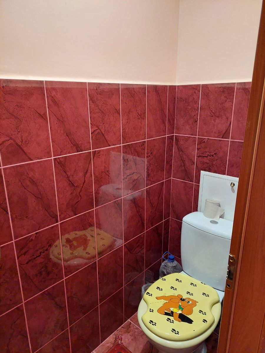 1832182592705956