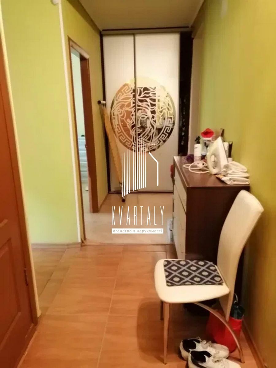 1831266501784957