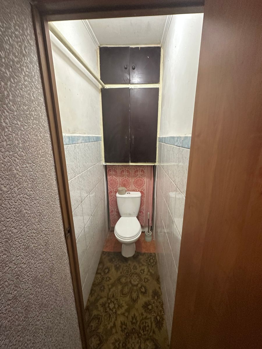 1836086981486958