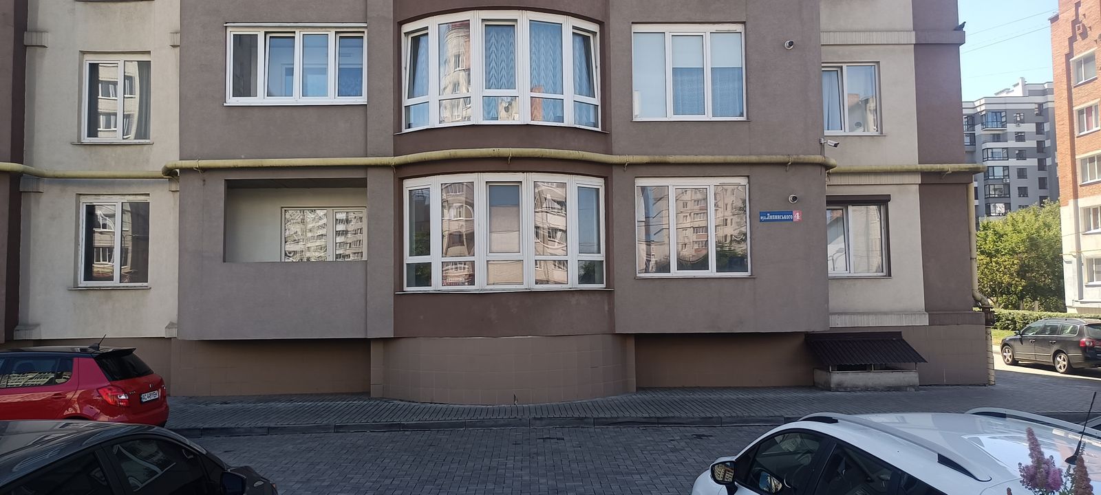 1837107297275096