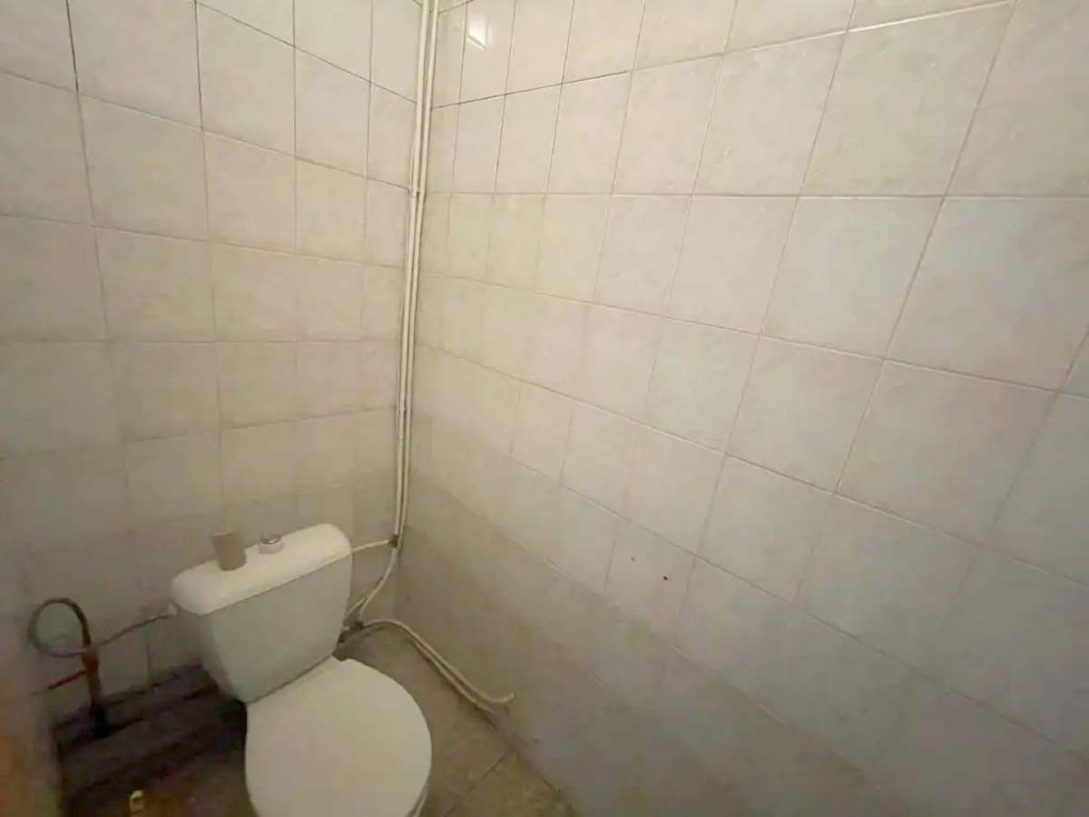 1835894506649961