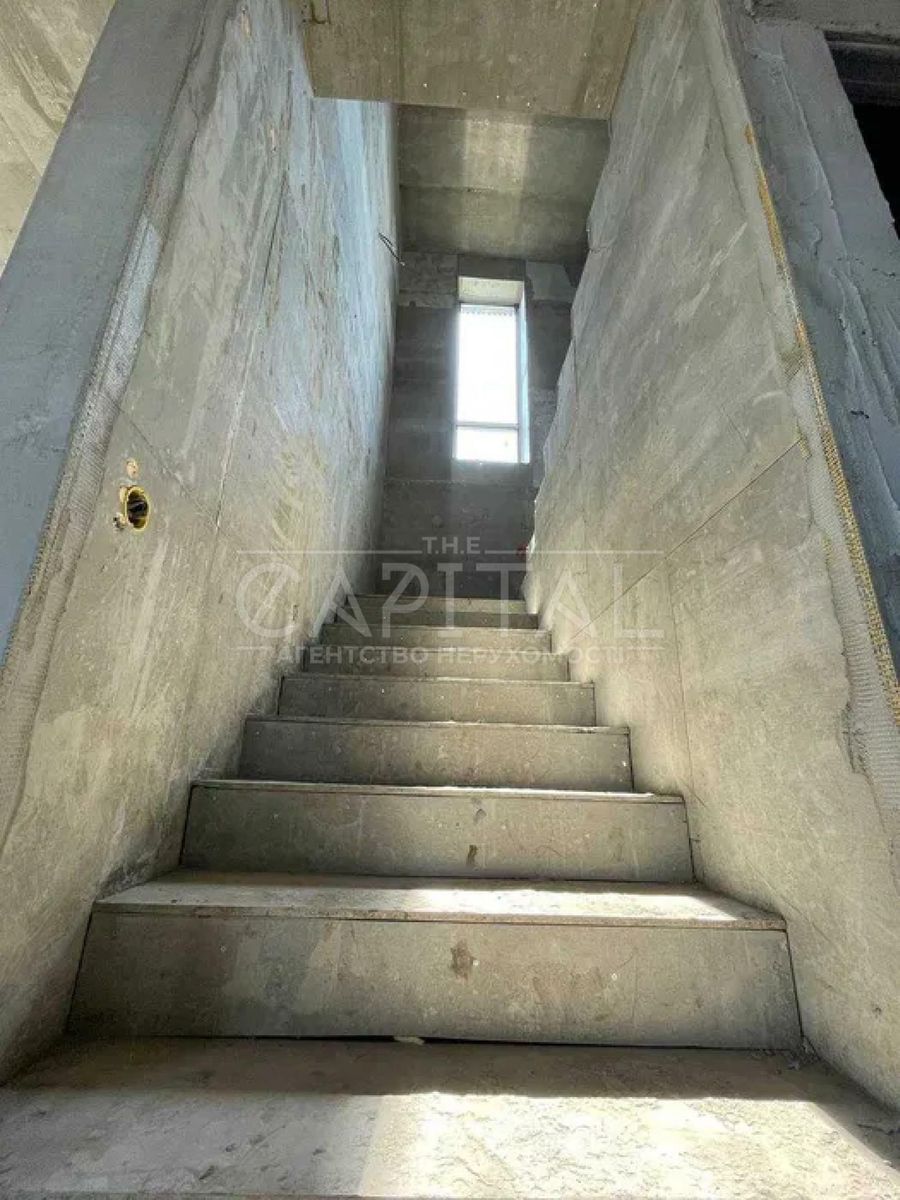1836371645035961