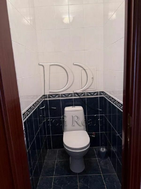 1836995561216961