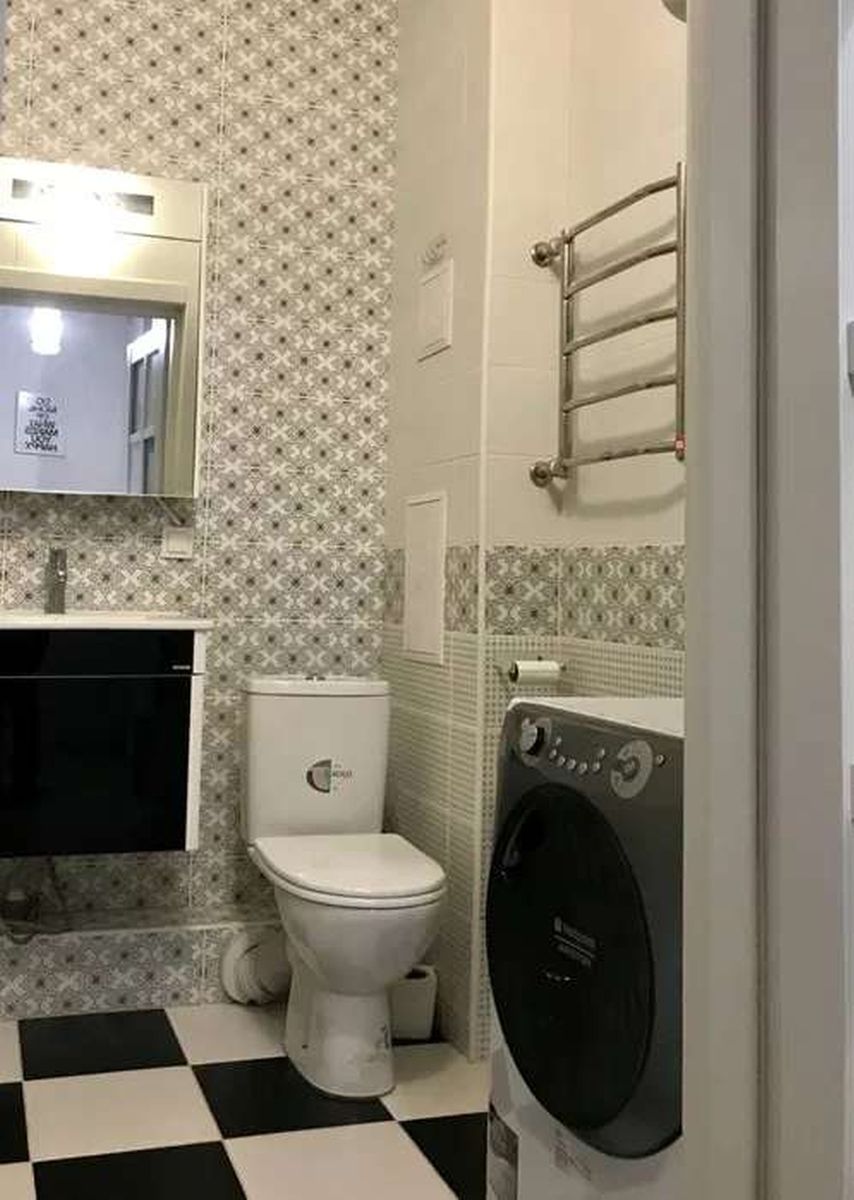 1838491816045961