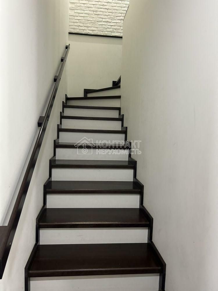 1836090290761963