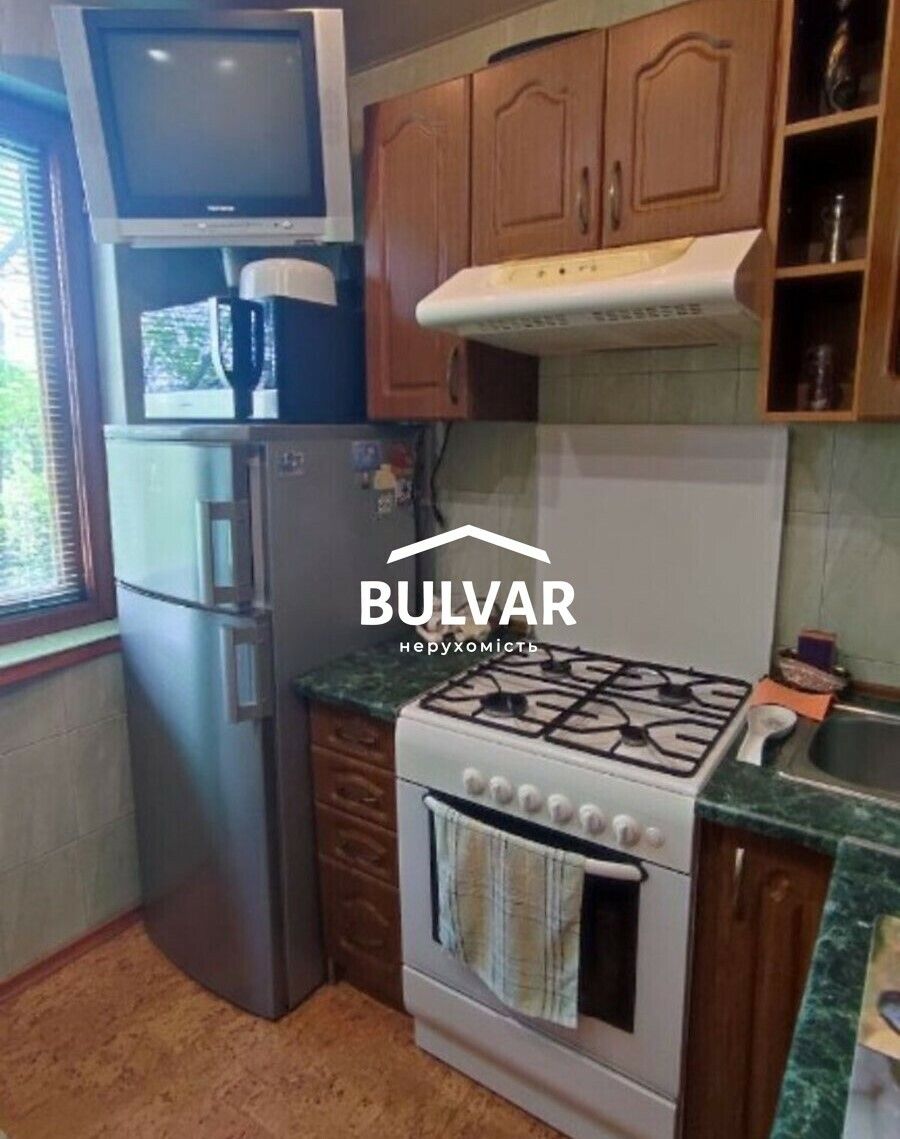 1838978850573963