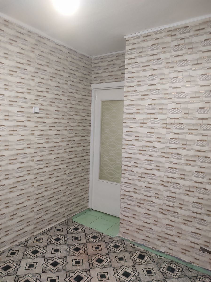1835890228022964